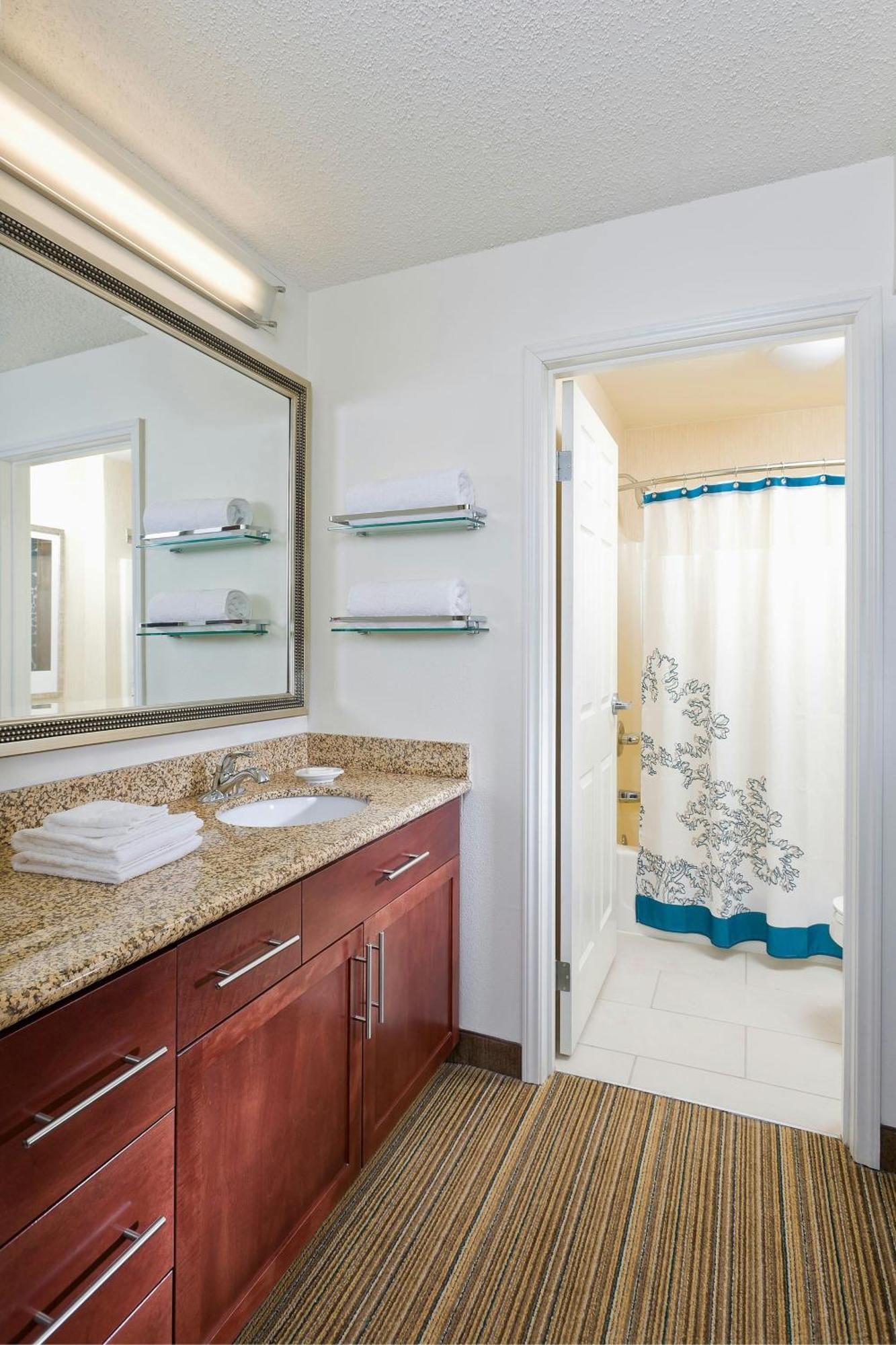 Residence Inn By Marriott Dallas Lewisville Exteriör bild